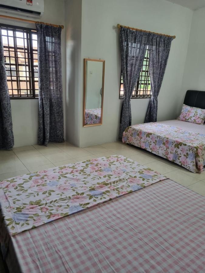 Private Pool Ssue Klebang Ipoh Homestay With High Speed Wifi Chemor Bilik gambar