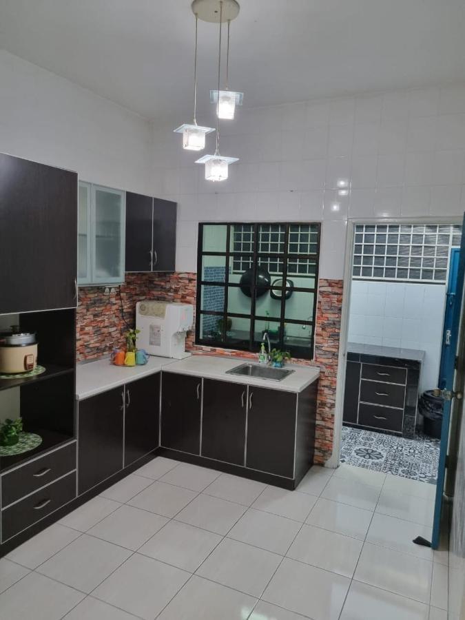 Private Pool Ssue Klebang Ipoh Homestay With High Speed Wifi Chemor Luaran gambar